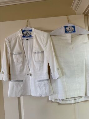 bebe White Blazer with Silver Trim Pocket Detail